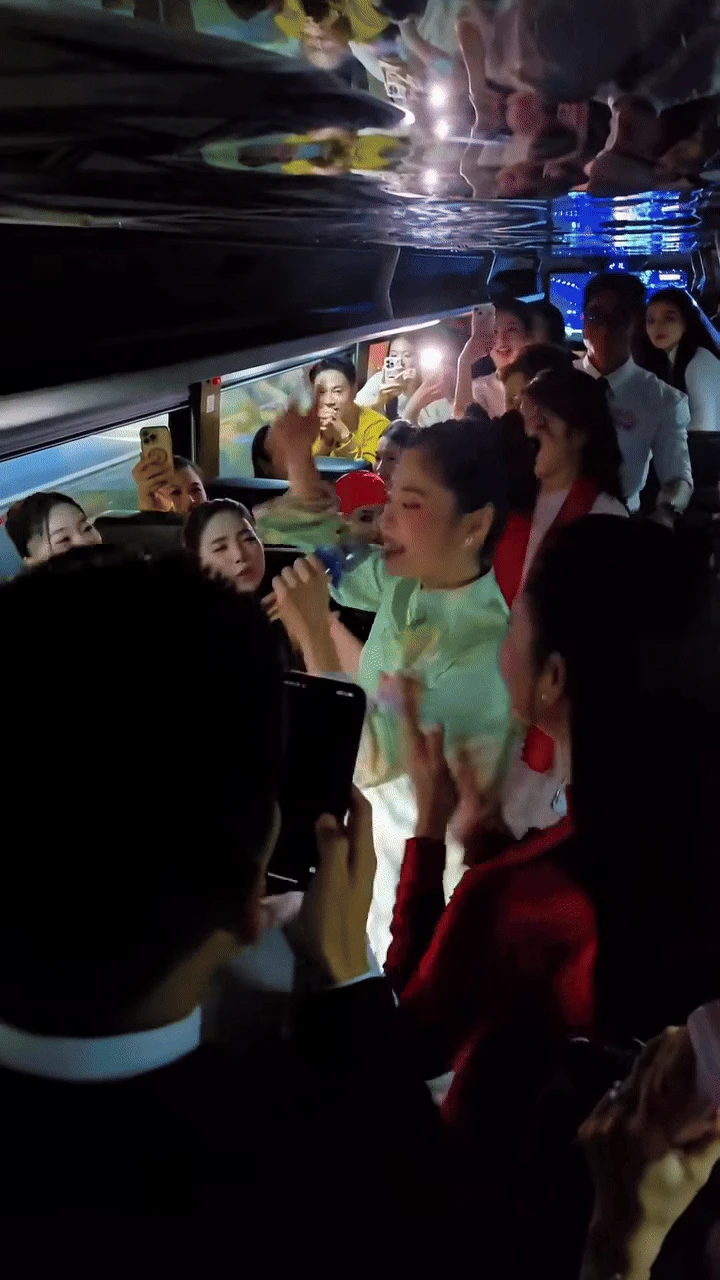 Chuyến xe ồn nhất A80: Hội sao Việt tưng bừng mở mini concert quốc gia, MONO nhạc nào cũng nhảy - Hình 5