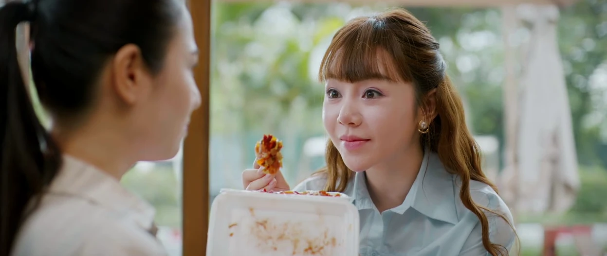Gió ngang khoảng trời xanh - Tập 12: Con trai bị nhốt ở nhà bạn, Mỹ Anh trừng trị phụ huynh hống hách - Hình 10