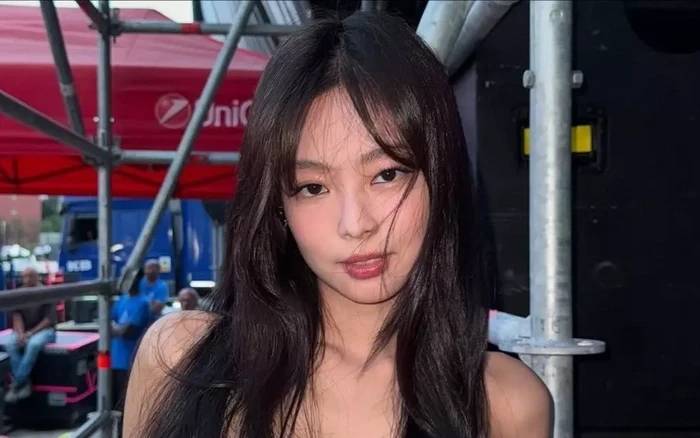 Jennie (BLACKPINK) bị cú lừa, vội vã chuyển văn phòng công ty vì phạm luật? - Hình 2