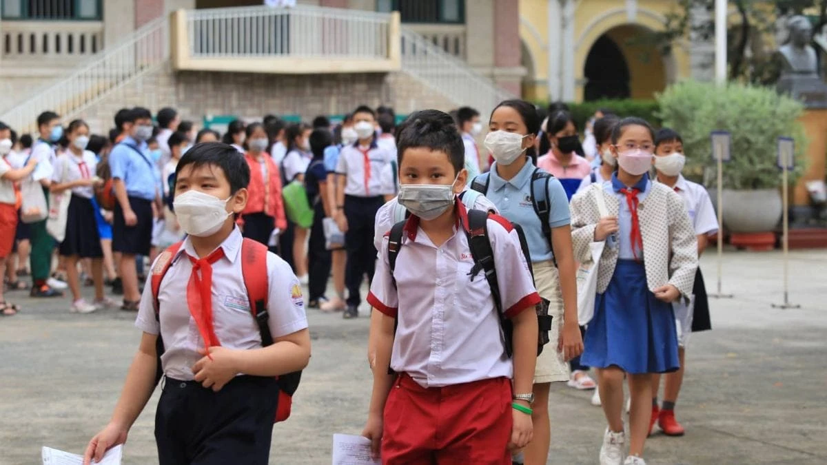 Những học sinh, sinh viên được miễn học phí năm 2025 theo quy định của Nhà nước - Hình 1