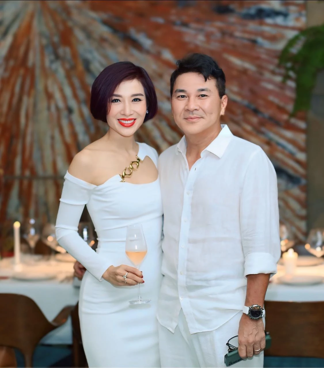 Cô thư ký xinh đẹp ở biệt thự 1000m², mua nhà từ Việt Nam sang Mỹ, sinh 2 con trai cho đại gia - Hình 3