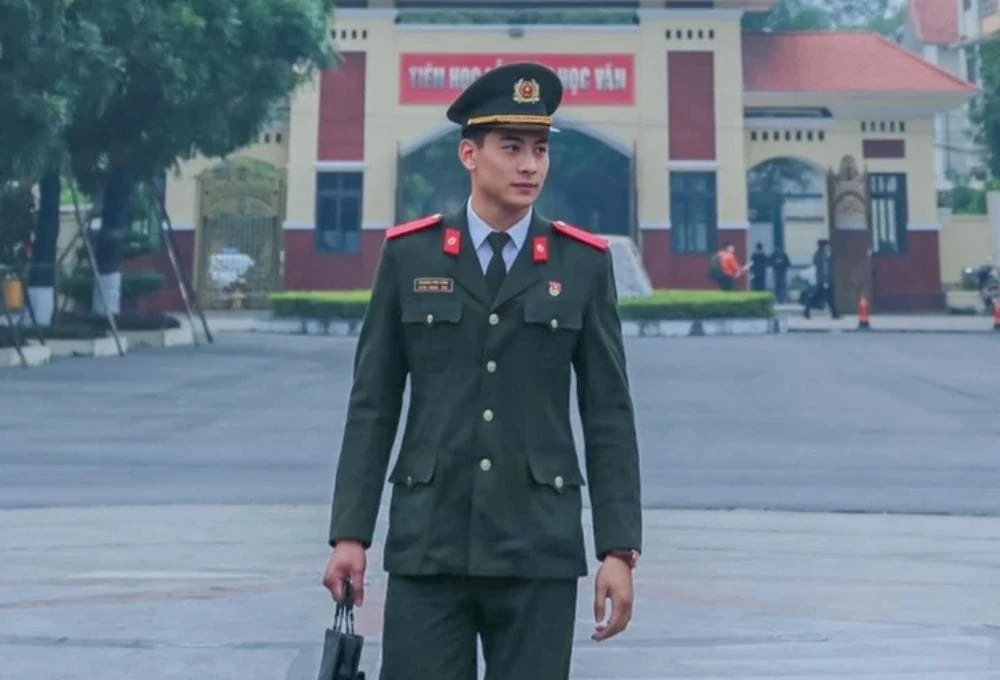 Phùng Thế Văn trổ tài ca hát, Phương Thanh vội nhường chỗ vì 1 điều, fan sốc! - Hình 4