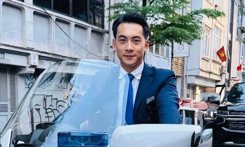 Phùng Thế Văn trổ tài ca hát, Phương Thanh vội nhường chỗ vì 1 điều, fan sốc! - Hình 3