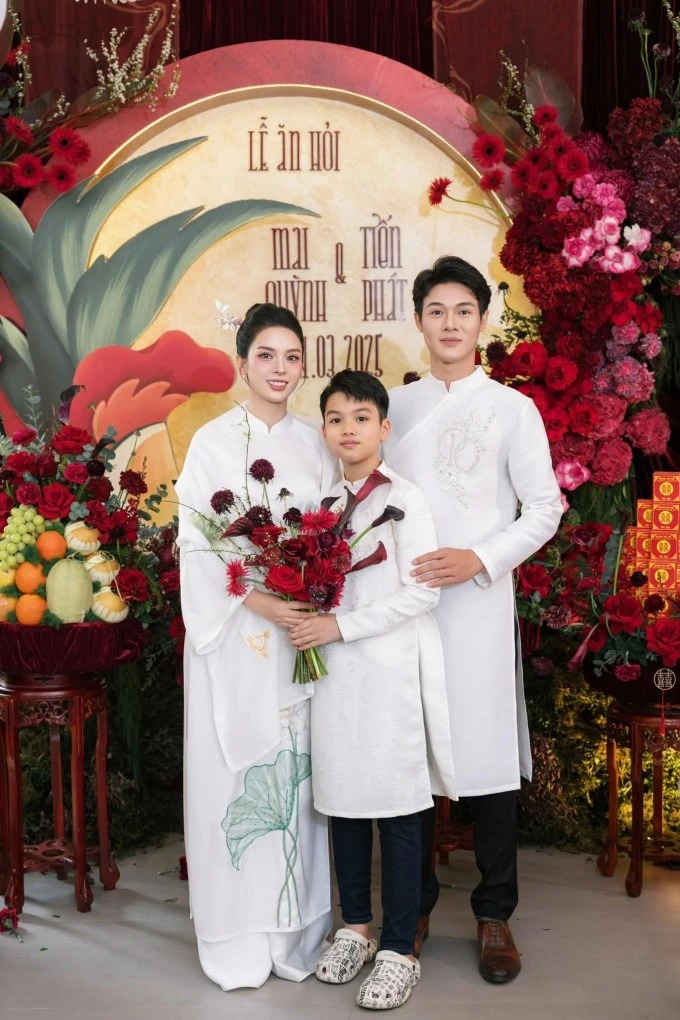 Quỳnh Lương tổ chức tiệc đầy tháng ấm cúng cho con gái, cô bé được mẹ khen ở điểm này - Hình 7