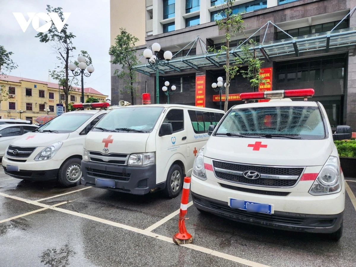 Vụ thu phí 21 triệu/cuốc xe cấp cứu: Dư luận phẫn nộ, 3 nhân viên lĩnh hậu quả - Hình 3