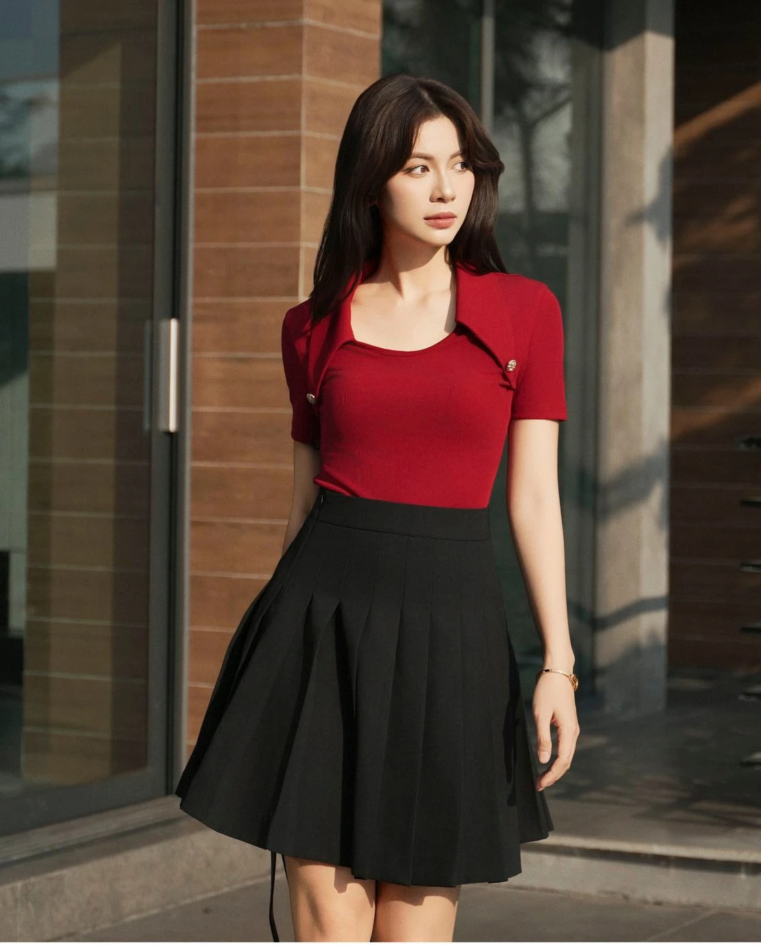 Xu hướng áo polo dệt kim khuấy đảo phong cách đường phố mùa này - Hình 7