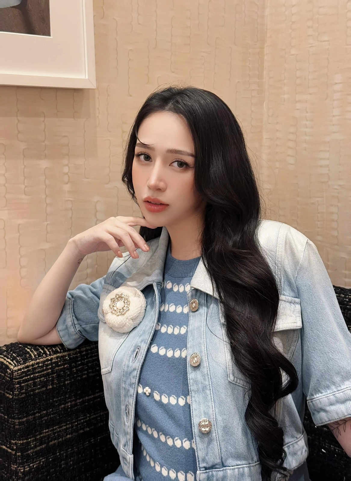 Ái nữ nhà Minh Nhựa sinh con thứ 4, nhan sắc thăng hạng, đáp tin bỏ cữ đi chơi - Hình 5