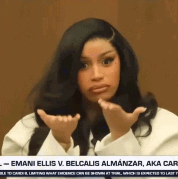 Sao nữ tưng tửng nhất showbiz: Vừa hầu toà chấn động MXH, nay phát hiện ra vỉa hè đốt nhang bán đồ - Hình 5