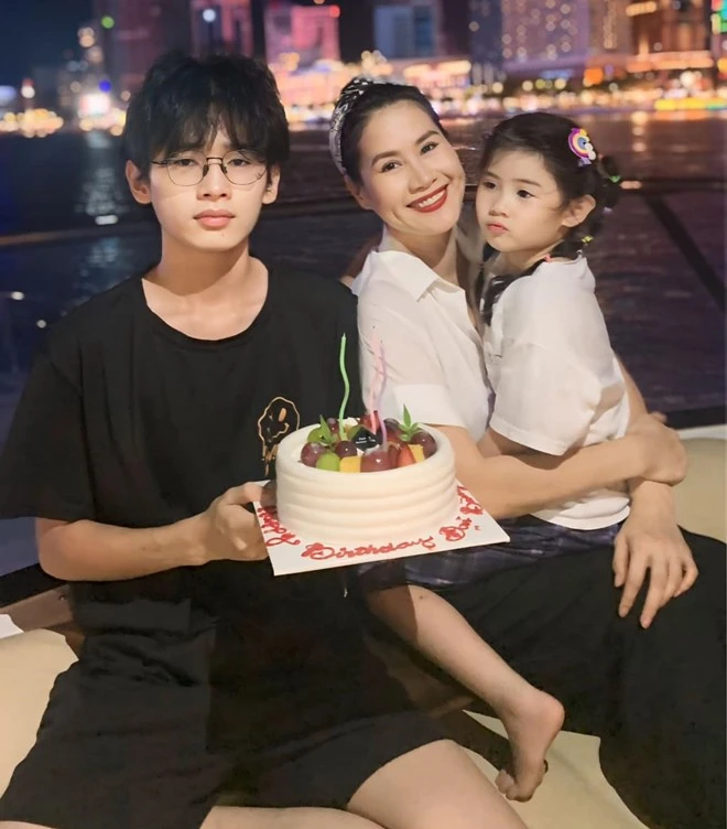 Thân Thúy Hà: Từ người mẫu đến chinh phục màn ảnh Việt, hé lộ vai diễn để đời - Hình 3