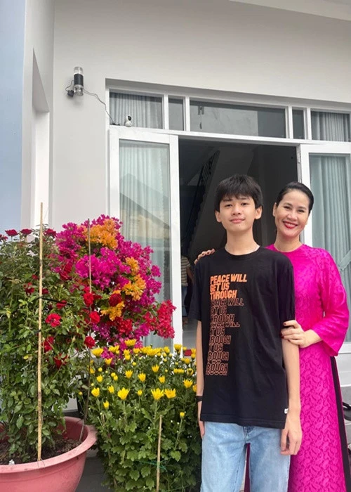 Thân Thúy Hà: Từ người mẫu đến chinh phục màn ảnh Việt, hé lộ vai diễn để đời - Hình 6