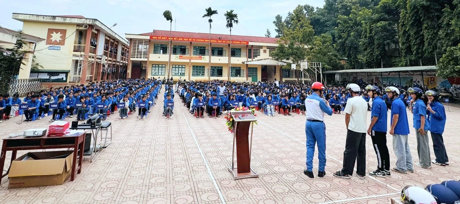 Dạy học 2 buổi/ngày: Bộ trưởng Nguyễn Kim Sơn lên tiếng về bài toán kinh phí - Hình 3