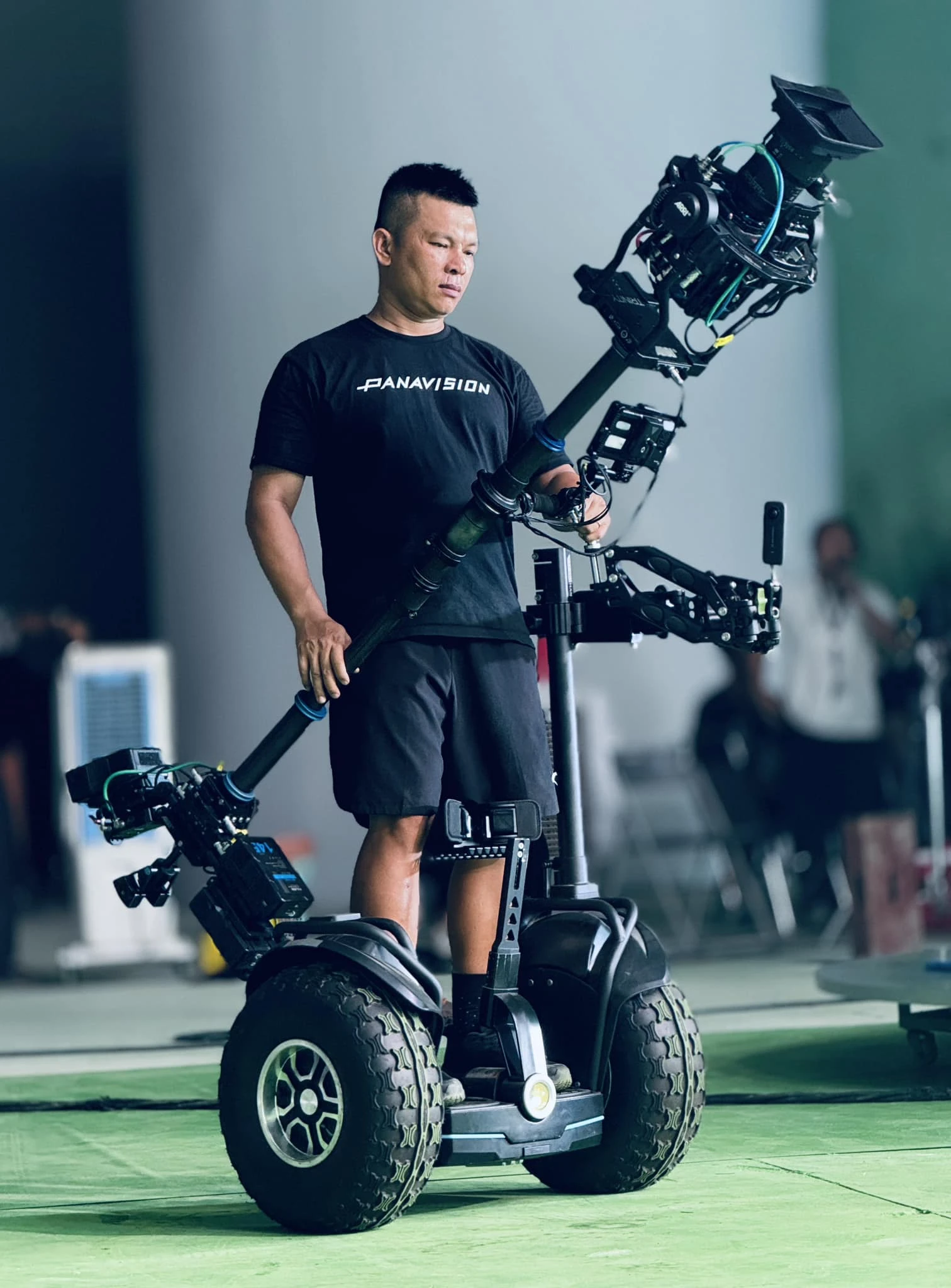 Giàu là điều quan trọng và 2 đòi hỏi khó đến đỉnh điểm của nghề Steadicam do Lê Bảo Hân tiết lộ - Hình 4