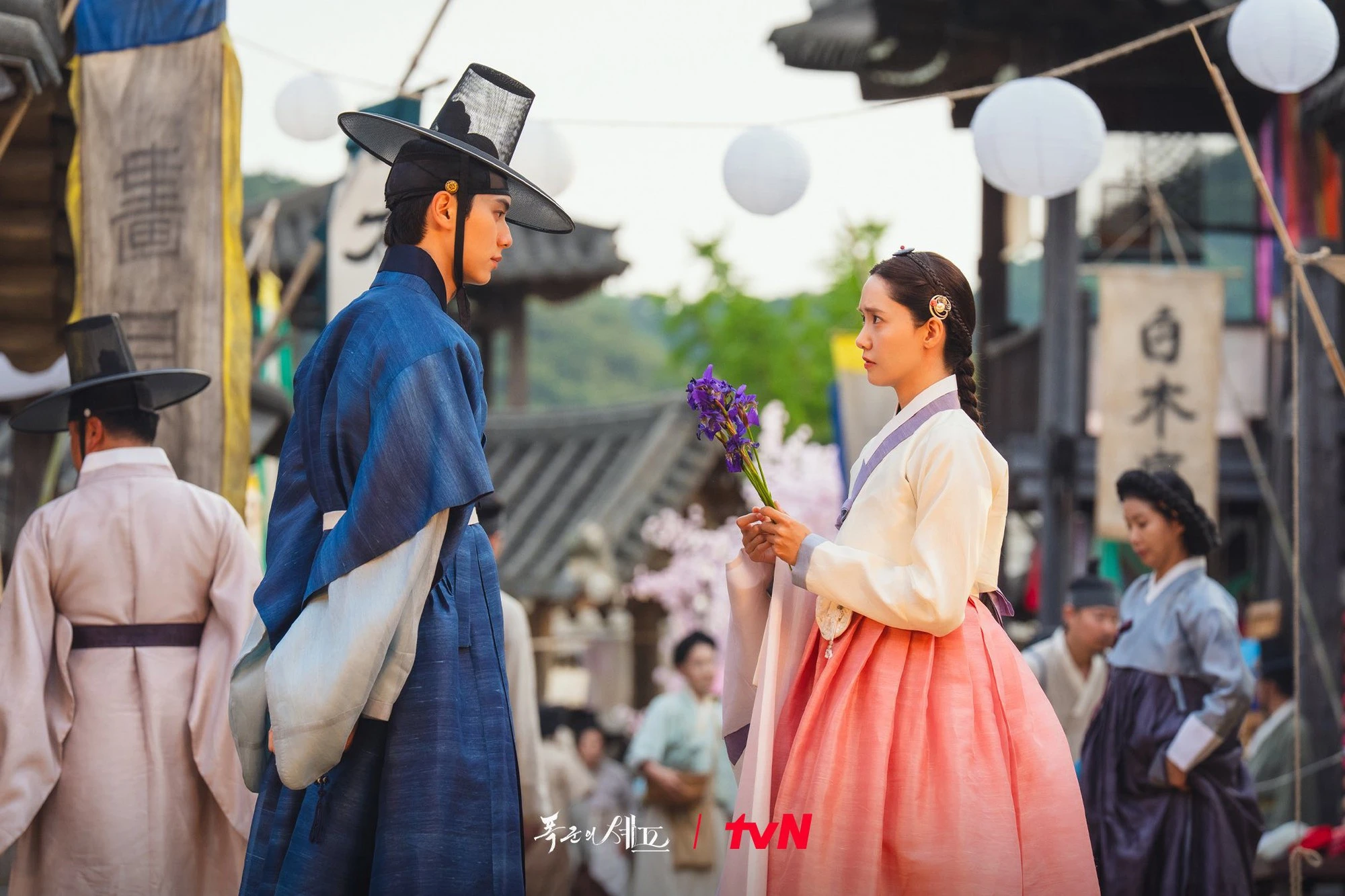 Hàn Quốc hiện tại tìm đâu ra phim cổ trang đỉnh hơn thế này: Nữ chính đẹp nhất 2025, không xem coi chừng lạc hậu - Hình 4