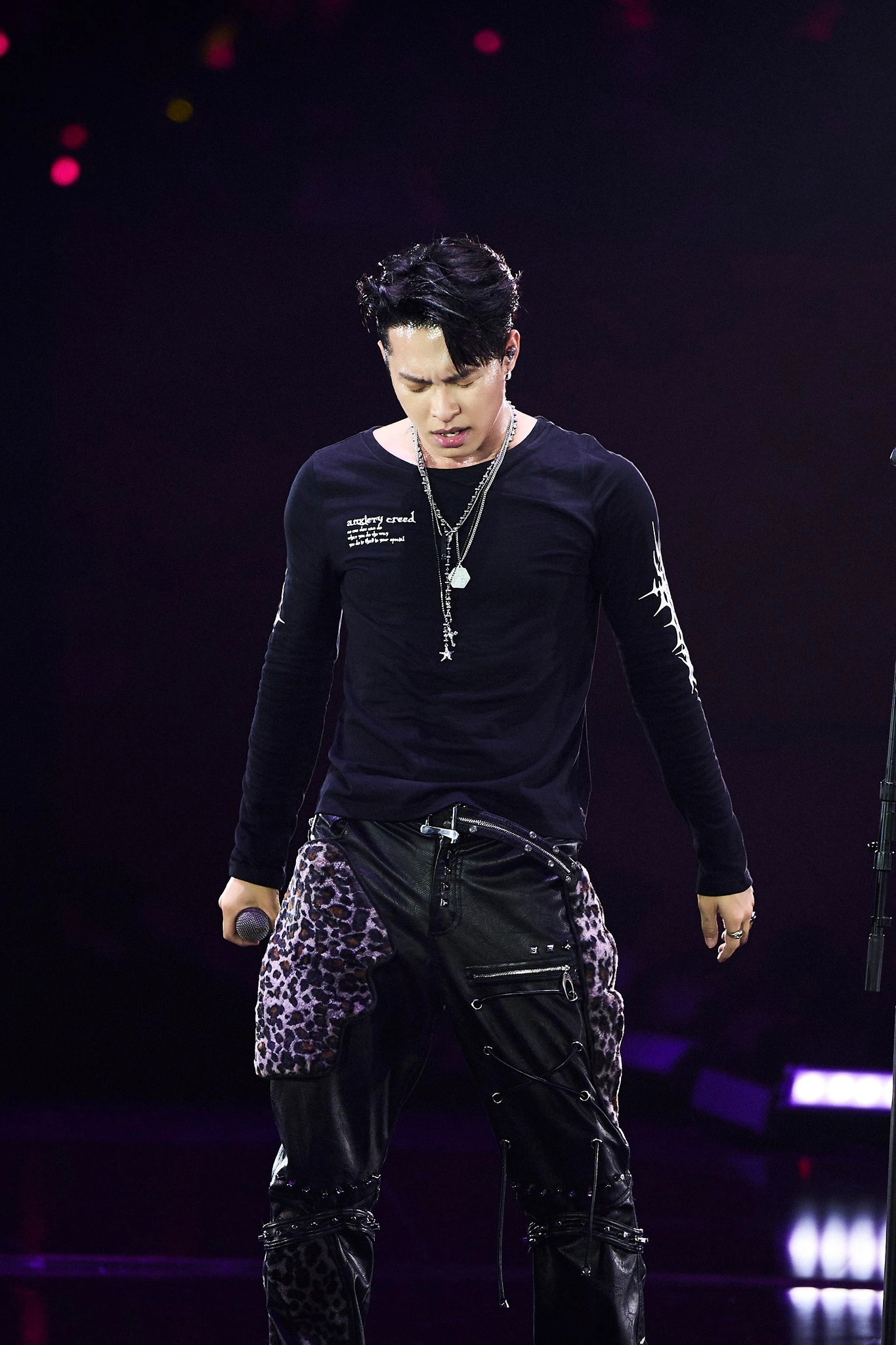 Nam rapper bị underrated: Visual, kỹ năng sân khấu thượng thừa nhưng thiếu hit, đắt show nhờ chương trình thực tế - Hình 3