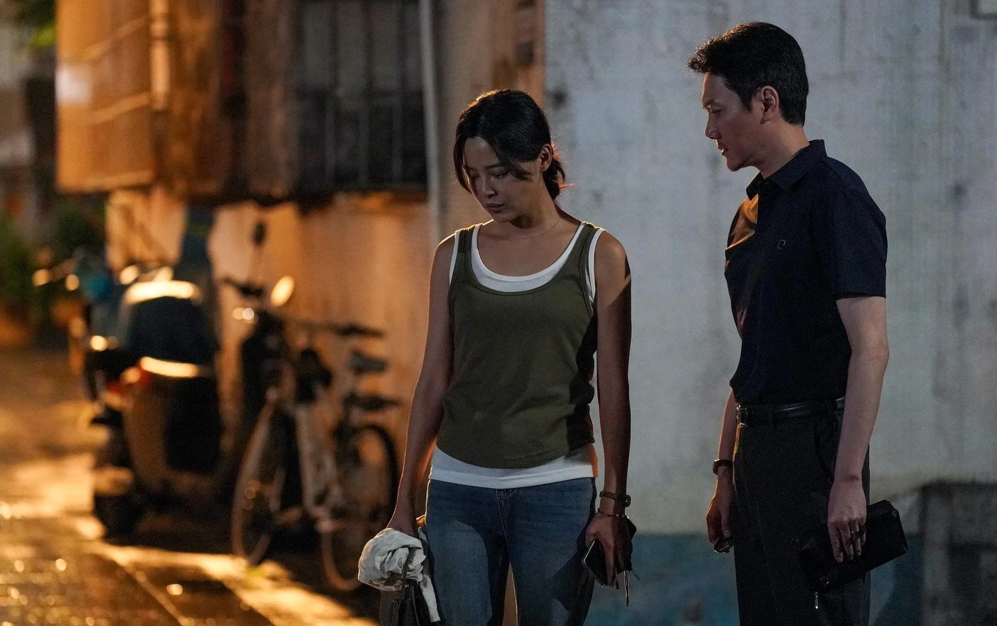 Tân Chỉ Lôi: Từ vai phụ lặng lẽ đến ngôi sao sáng tại LHP Venice 2025 - Hình 5