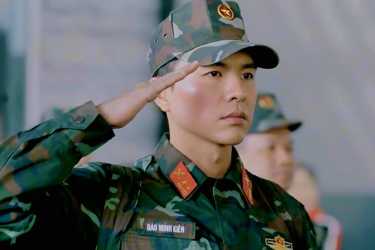 Bắt gặp Steven Nguyễn tay trong tay với 1 cô gái, hóa ra là mỹ nhân được khen đẹp hơn cả Lưu Diệc Phi - Hình 3