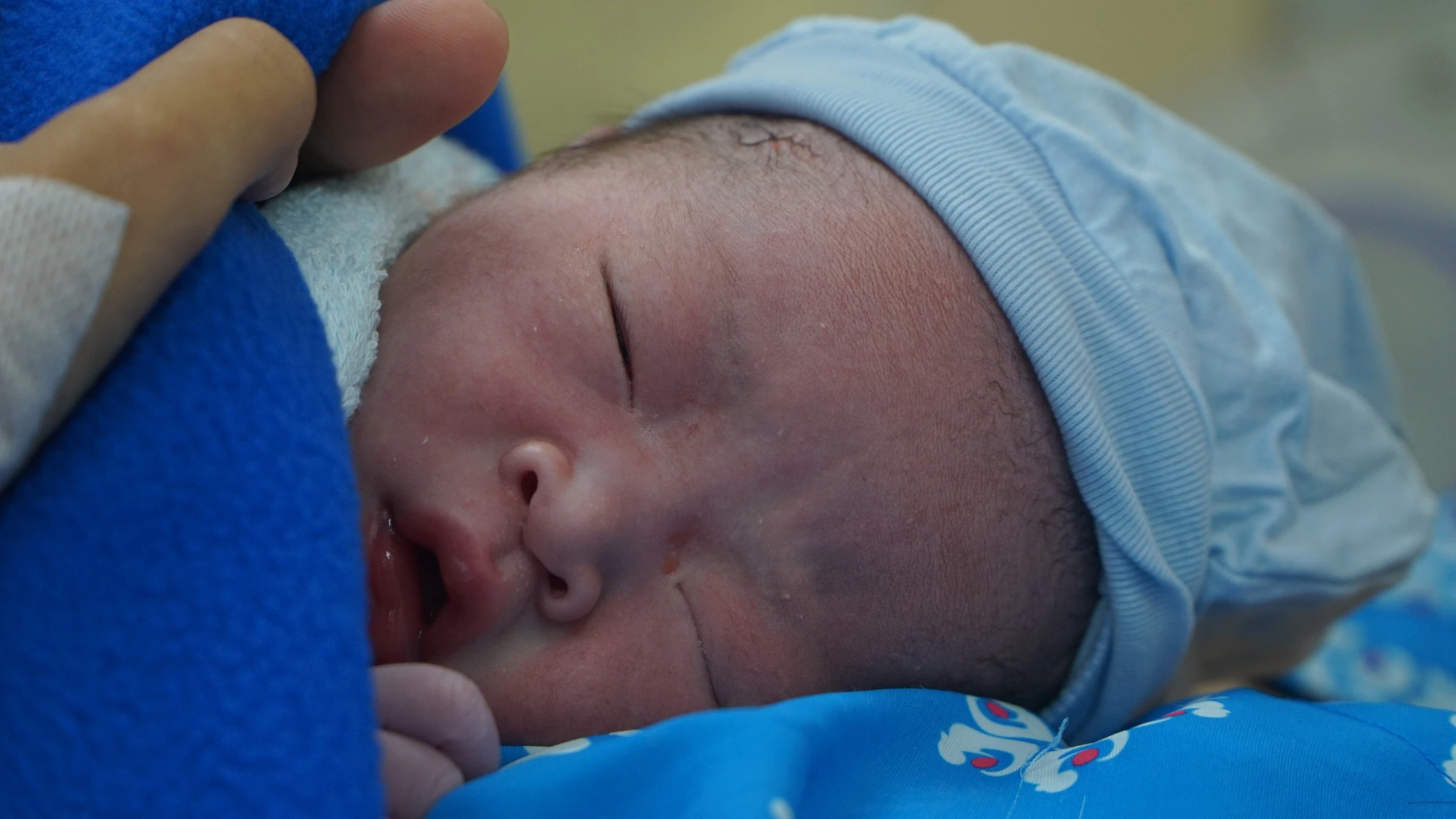 Khoảnh khắc công dân đầu tiên của năm 2026 chào đời - Hình 3