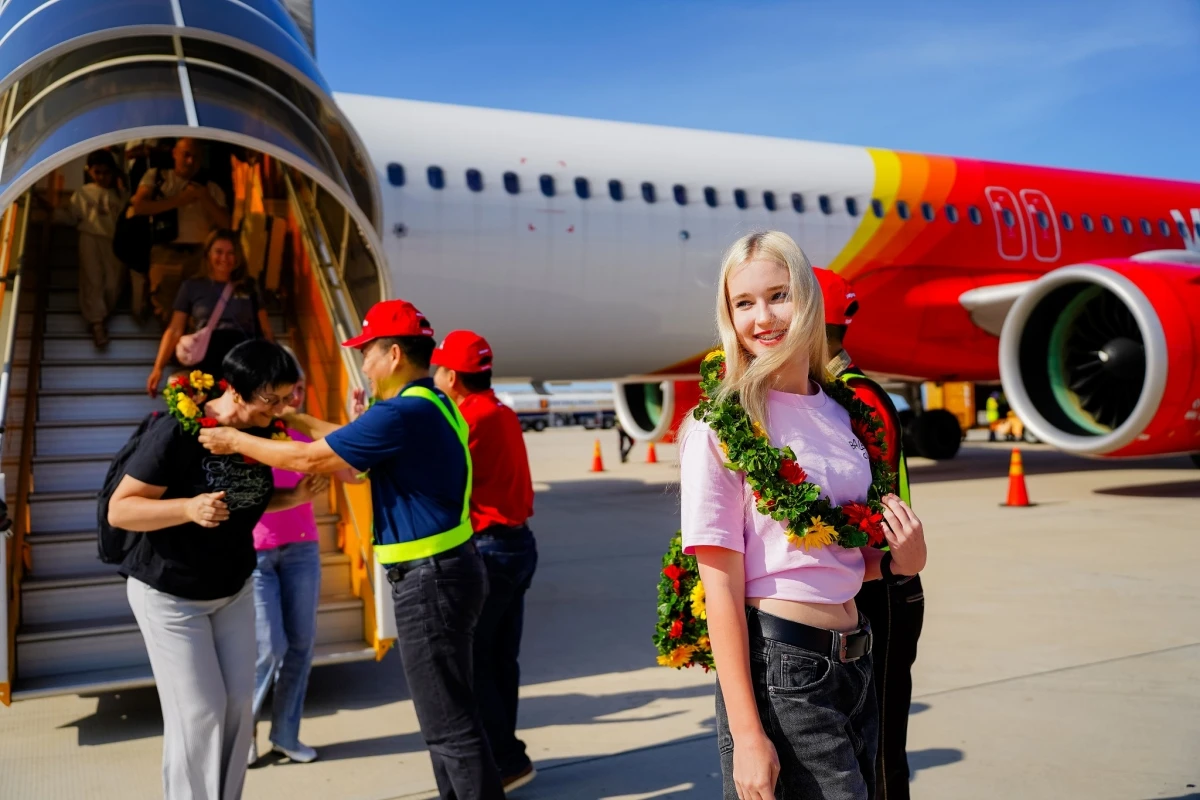 Lượng du khách Nga đến Việt Nam tăng mạnh, đánh dấu cột mốc mới năm 2025 - Hình 2