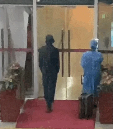 Góc khuất nghề trợ lý nghệ sĩ: Làm việc 24/7, lương đã bèo bọt còn bị cắt xén, nợ nần - Hình 4