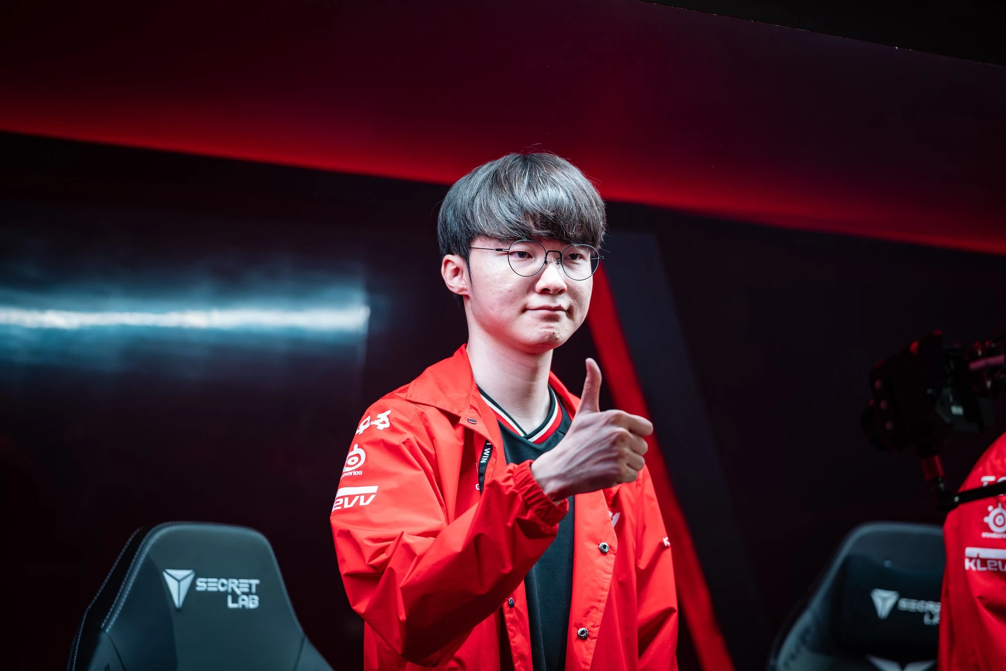 Tiếp tục có một tuyển thủ phải trả giá đắt vì phá game của Faker - Hình 1