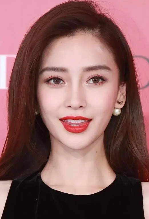 Angelababys unedited photos are leaked, sparking controversy over her everyday appearance. - Photo 2