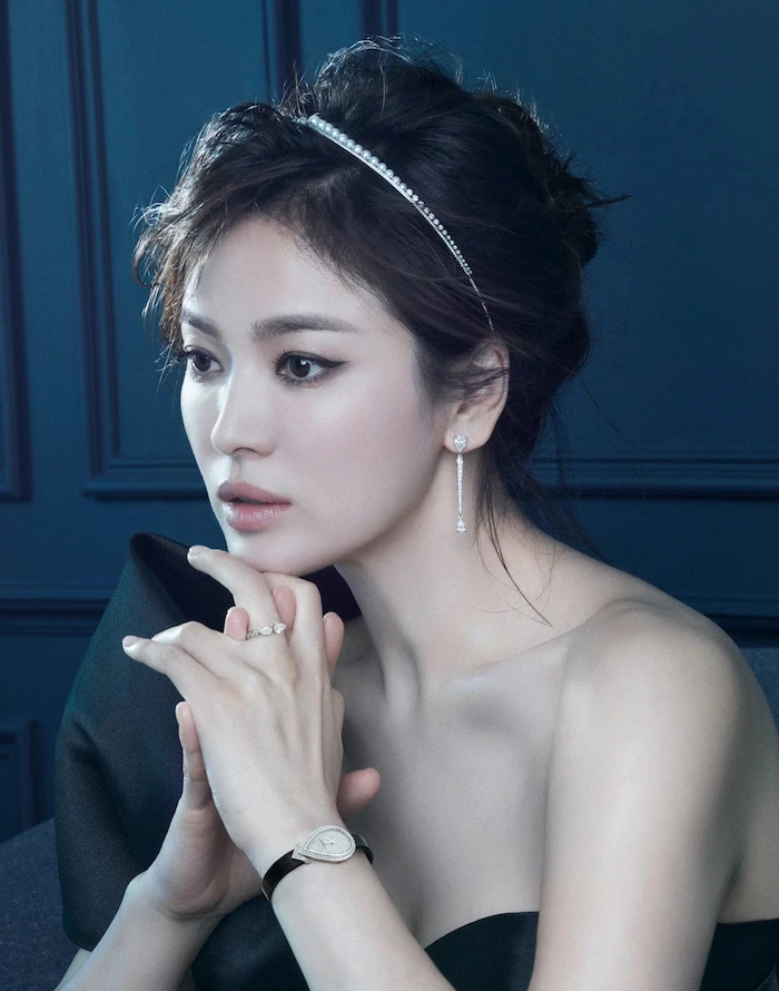 Nổ tung chuyện Song Hye Kyo hẹn hò tình mới sau 7 năm ly hôn Song Joong Ki? - Hình 4