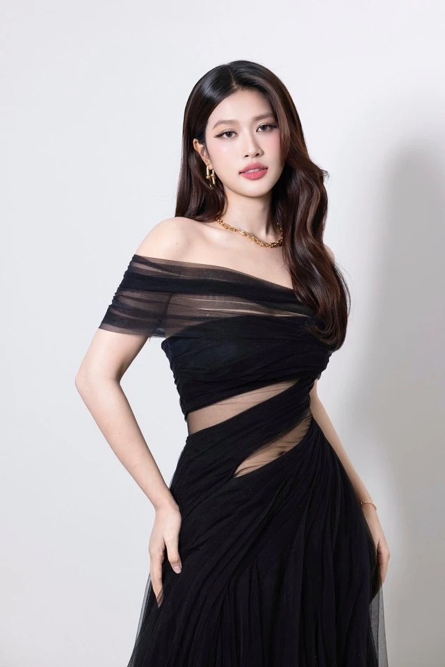 Thiên Ân kêu oan vụ thái độ với fan nữ, Kỳ Duyên bênh vực liền bị phản ứng - Hình 3