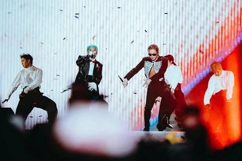 G-DRAGON khẳng định đẳng cấp, khi được Phu nhân TT Pháp ưu ái mời dự Gala - Hình 4