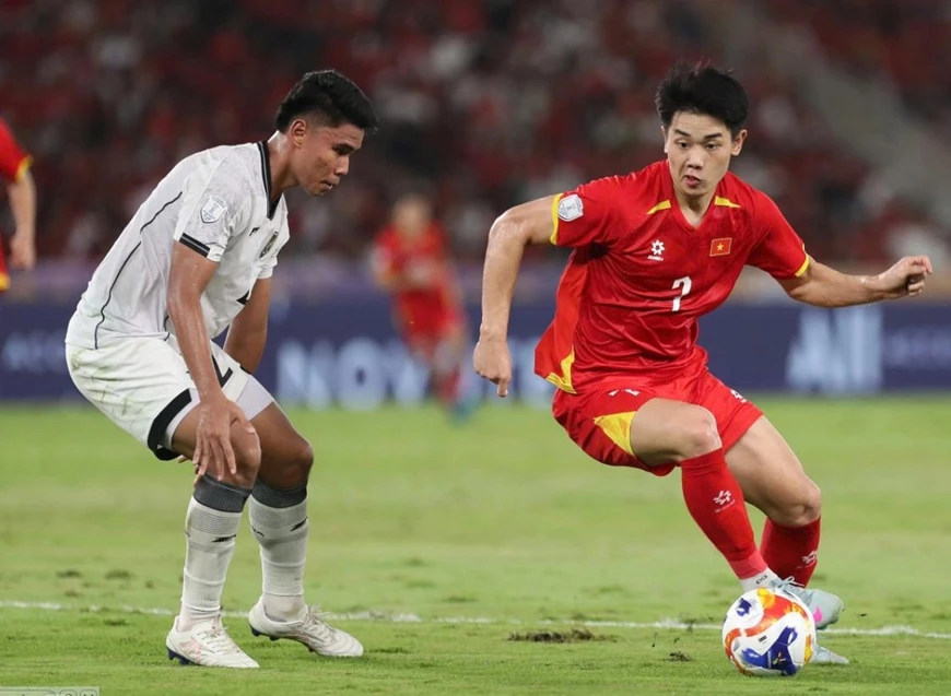 Đình Bắc nén đau ra sân, hé lộ sự thật sau chiến thắng U23 UAE đầy kịch tính - Hình 3