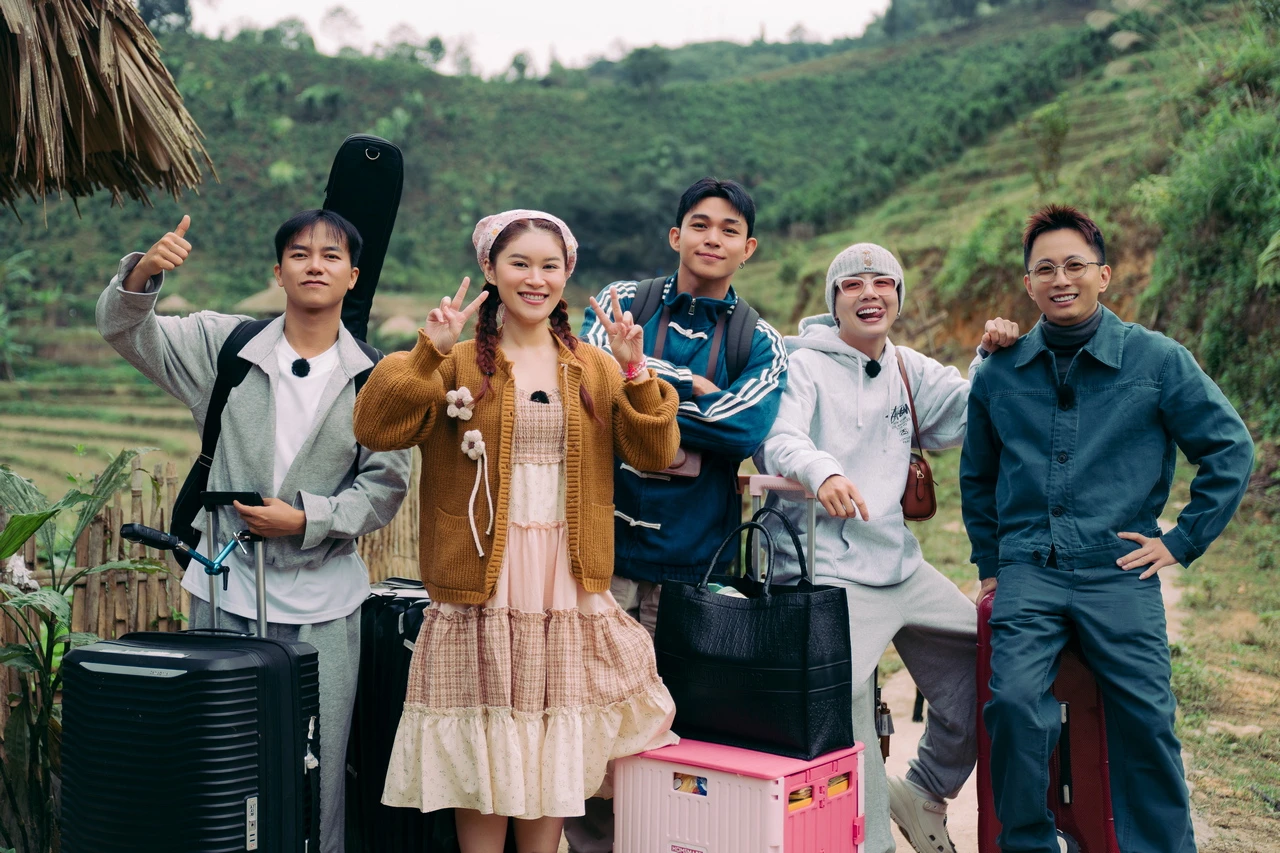 B&eacute; Thư v&agrave; b&eacute; Thắng chia sẻ c&acirc;u chuyện