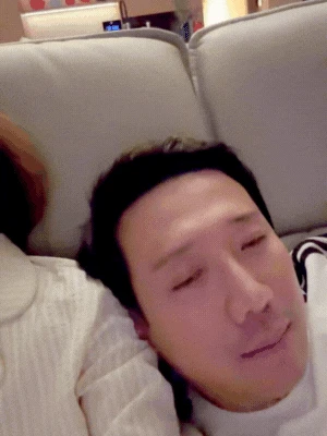 Hari Won không thể tin khi phát hiện Trấn Thành lại làm việc này lúc đang ngủ say - Hình 3