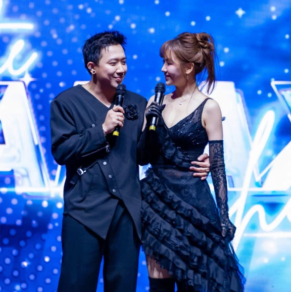 Hari Won không đến chúc mừng phim Trấn Thành, bị soi bỏ về mẹ đẻ, nghi rạn nứt? - Hình 5