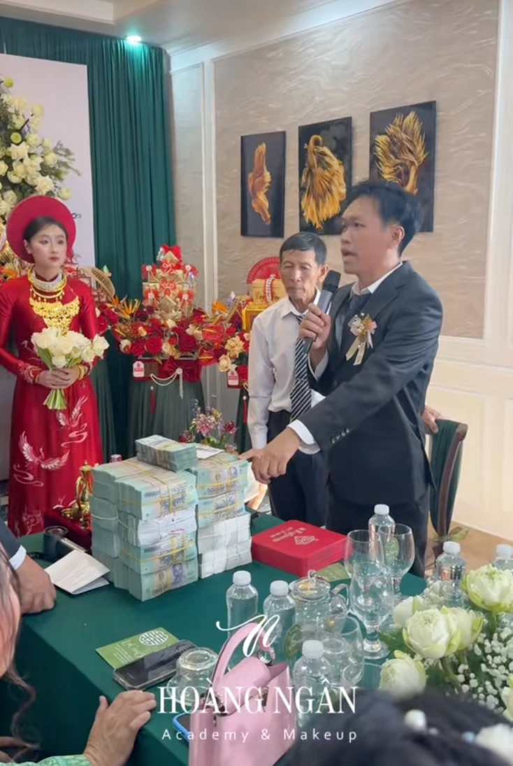 Cô dâu Tây Ninh lấy chồng Campuchia: Hoa cưới 300 triệu, bố chồng cho 1 tỷ tiền váy áo nhưng giá trị nhất là câu chốt hạ - Hình 8
