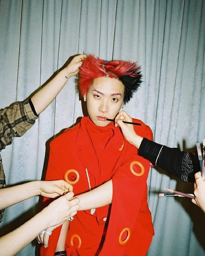 Bắt khẩn cấp rapper nổi tiếng - Hình 3