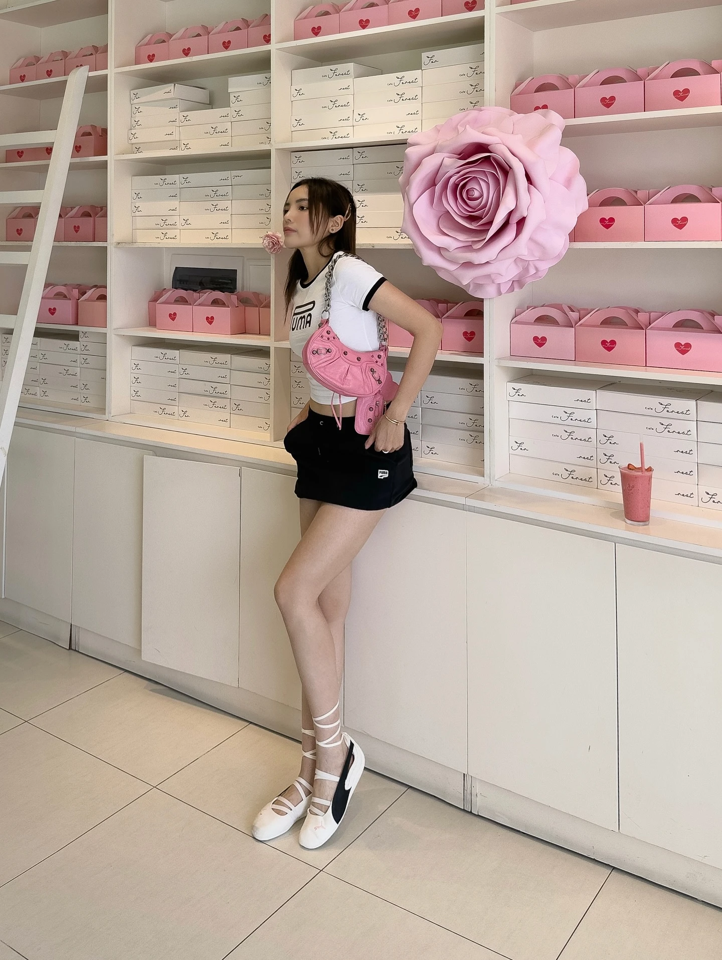 Giày ba lê lên ngôi, diện đẹp mà không lo bị bánh bèo - Hình 1