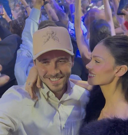 David Beckhams family is busy healing, Brooklyn straightforwardly announced to cut off - Photo 4