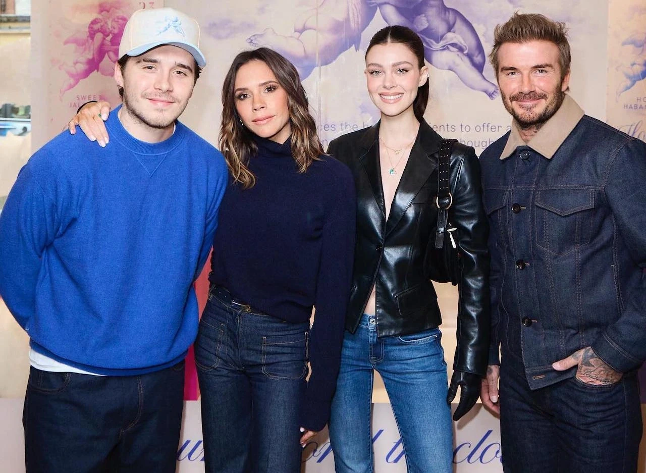David Beckhams family is busy healing, Brooklyn straightforwardly announced to cut off - Photo 6