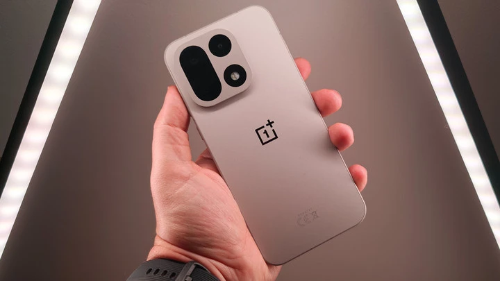 10 smartphone tốt nhất năm 2025 theo từng tiêu chí - Hình 5