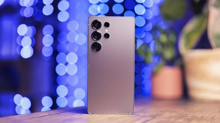 10 smartphone tốt nhất năm 2025 theo từng tiêu chí - Hình 3