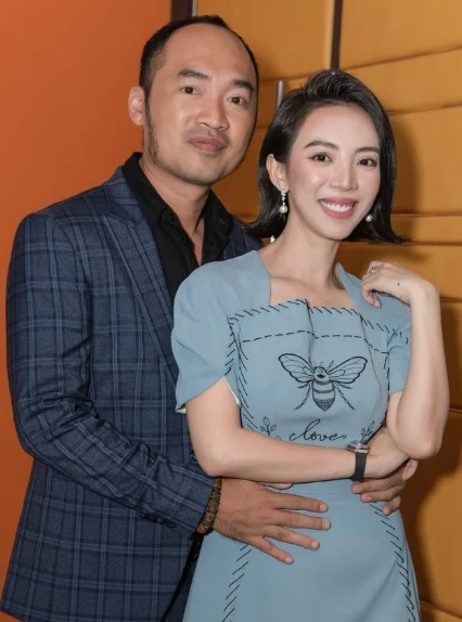 Mỹ Tâm đăng đàn nhắn gửi một câu đến vợ chồng Thu Trang Tiến Luật khiến fan sốc - Hình 2