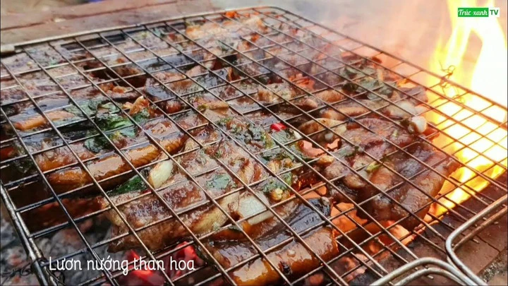 Cách làm 3 món lươn Nghệ An tuyệt ngon: Lươn om, lươn nướng, lươn viên - Hình 2