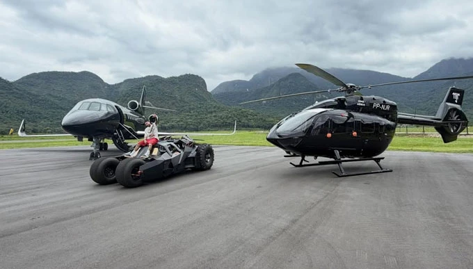 Neymar khoe bộ sưu tập khủng - Hình 1