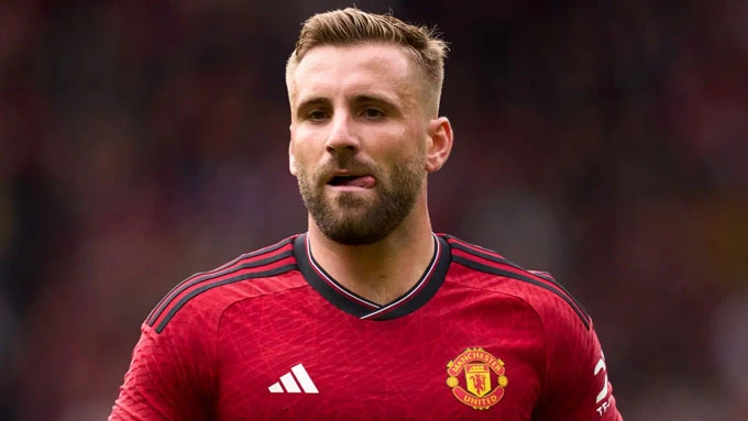Luke Shaw 30 tuổi tại Man United