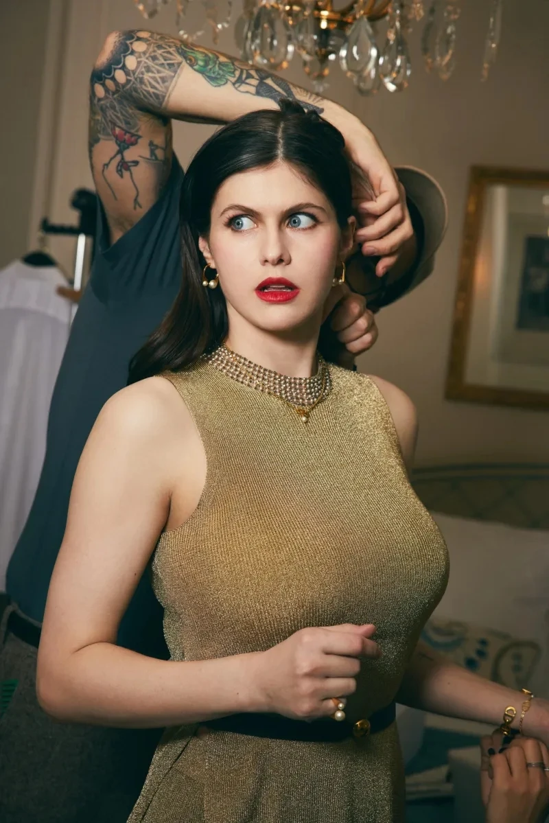 Alexandra Daddario &ndash; nữ diễn vi&ecirc;n phim 18