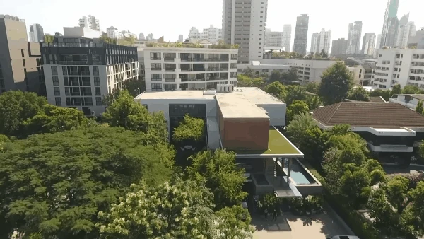 Tiến sĩ mắc u não kết hôn với mẹ đơn thân U50: Ở biệt phủ 2.000m2 giữa trung tâm, rất giỏi chiều vợ, hôn nhân 13 năm vẫn hạnh phúc - Hình 5