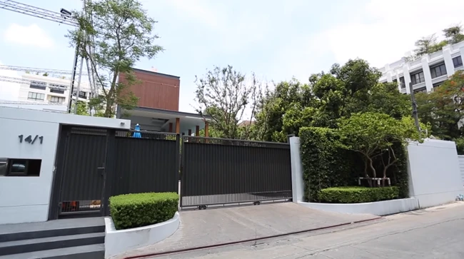 Tiến sĩ mắc u não kết hôn với mẹ đơn thân U50: Ở biệt phủ 2.000m2 giữa trung tâm, rất giỏi chiều vợ, hôn nhân 13 năm vẫn hạnh phúc - Hình 4