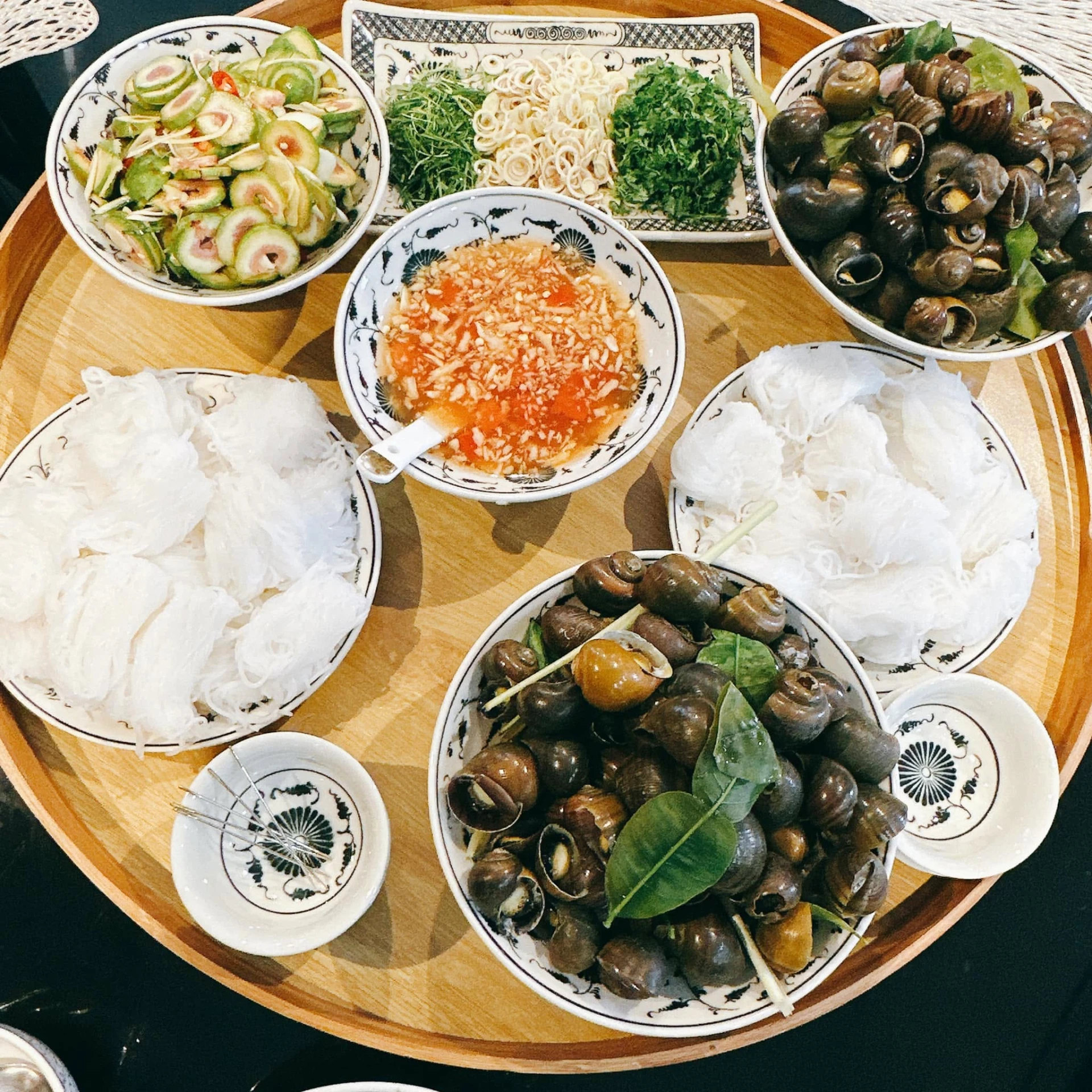 Mâm cơm cá rô phi mùa thu của Phương Oanh - Hình 9