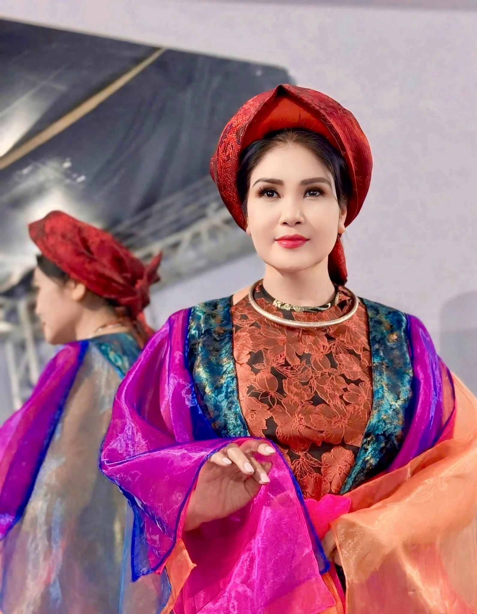 NSND Công Lý phong độ bất ngờ, MC Quyền Linh tươi cười sau biến cố - Hình 9