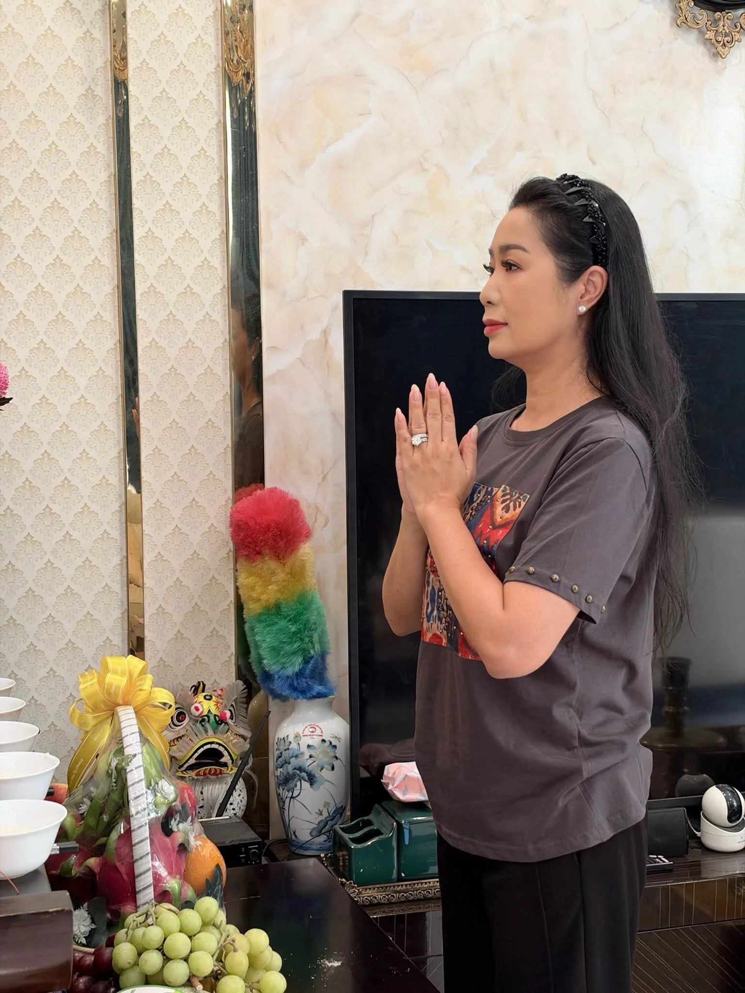 NSND Công Lý phong độ bất ngờ, MC Quyền Linh tươi cười sau biến cố - Hình 10