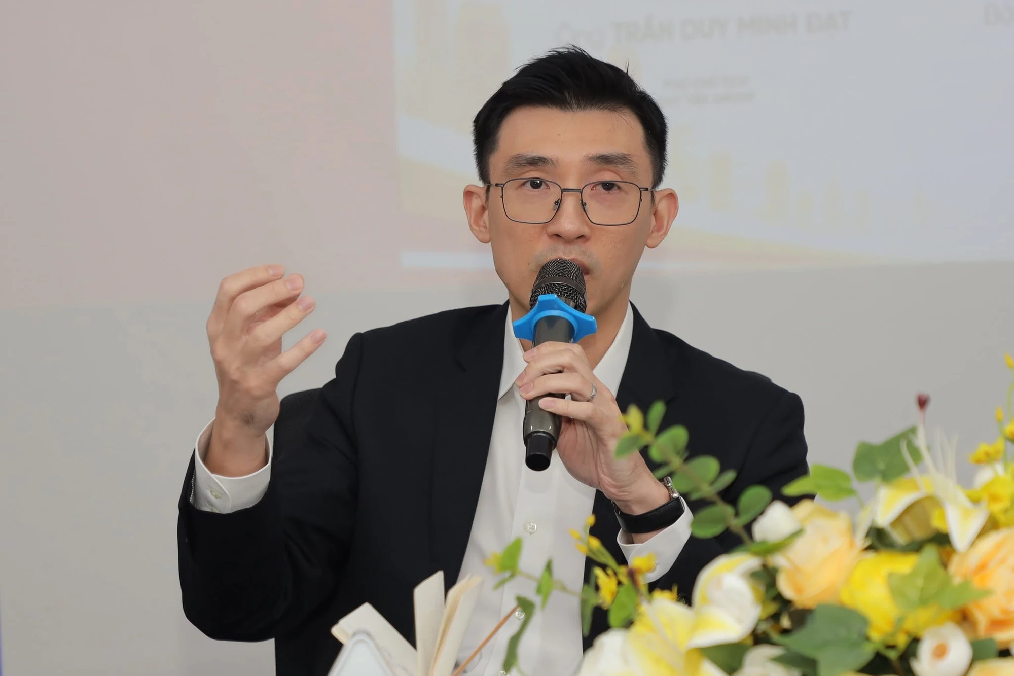 Chân dung Phó Chủ tịch SN 1990 của DUYTAN Group - Hình 2